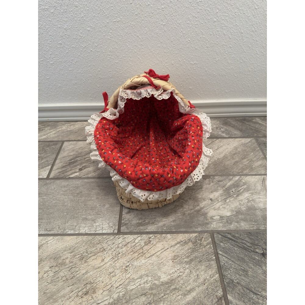 Wicker Doll Cradle Basket 16” Red Floral Liner Lace Baby Doll Bed Vintage Style - Picture 3 of 10